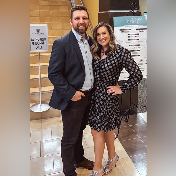 Meet your Posher, Jera - Picture 3 of 12